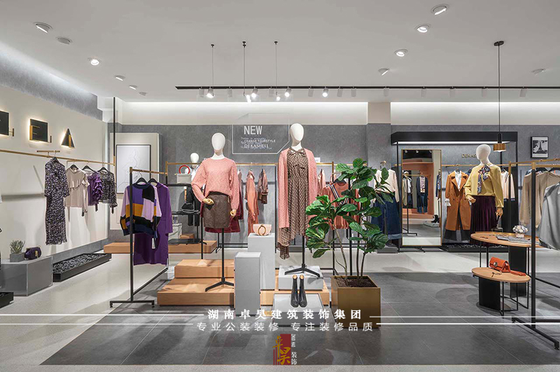 連鎖服裝店裝修設計效果8